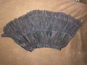 Black with a hint of Rainbow sparkle petticoat/Tututs rate for underneath Halloween costume. Size small women’s I’ll probably large in kids