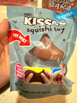 Hershey kiss Squishy