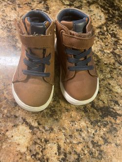 Toddler Shoes (size 6)