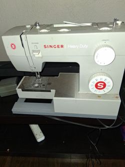 Singer Heavy Duty Sewing Machine