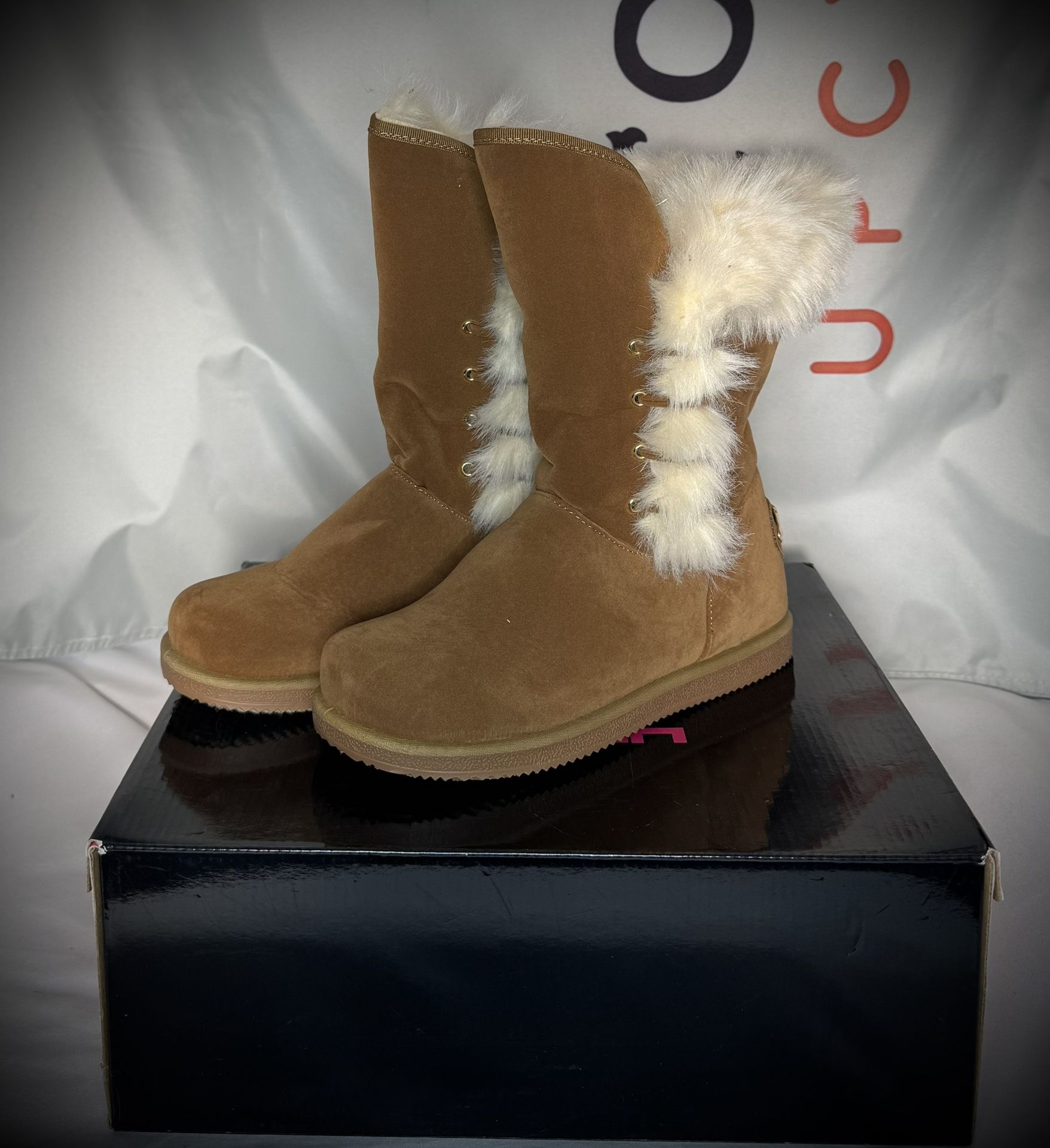Sheikh Tan Fur-Lined Boots
