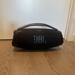 JBL Boombox 3