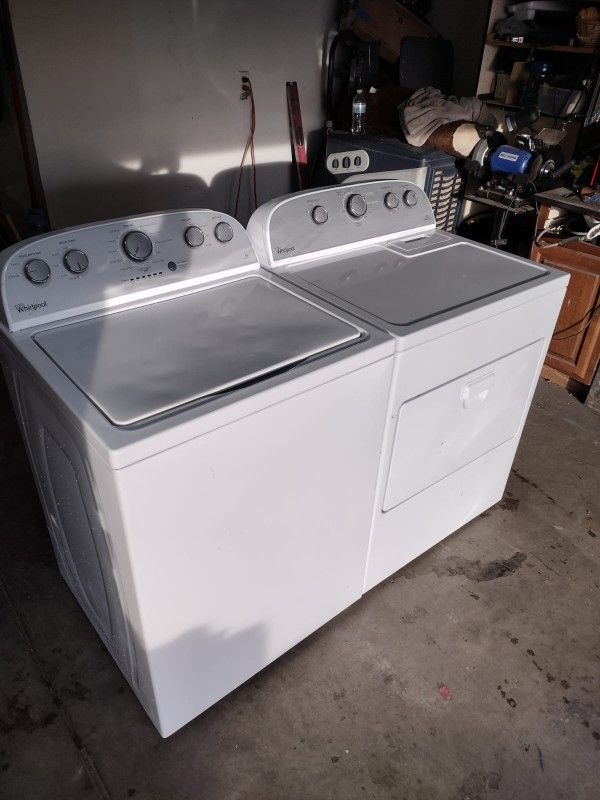 Whirlpool Washer And Electric Dryer Large Capacity
