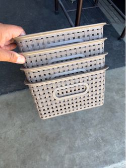 Storage bins
