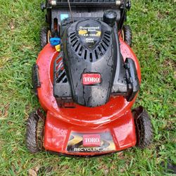 Lawn Mower Toro Personal Pace Ready Start Very Good Conditions Rear Wheels Drive Self Propelled Ready For Work 