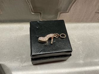New High Heel Charm