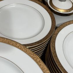 43 Ps Antique D Set 