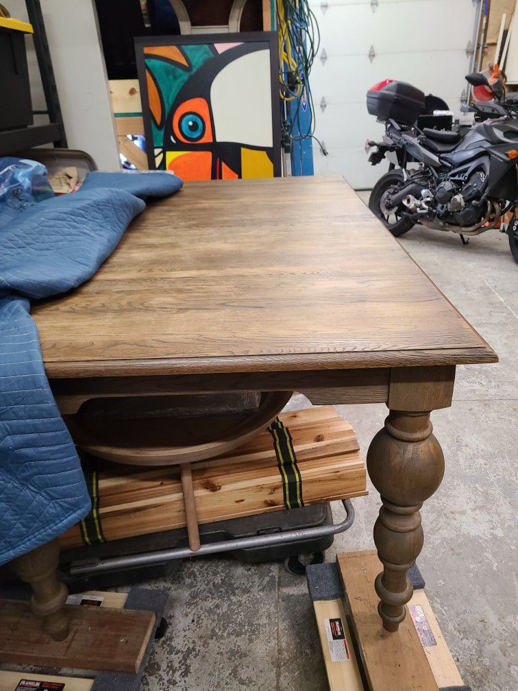 Restoration Hardware Solid Oak Table - Awesome Legs