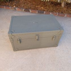 WW2 Heavy Duty US Army Trunk.