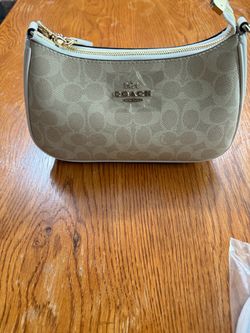 Coach New York Signature Shoulder Bag