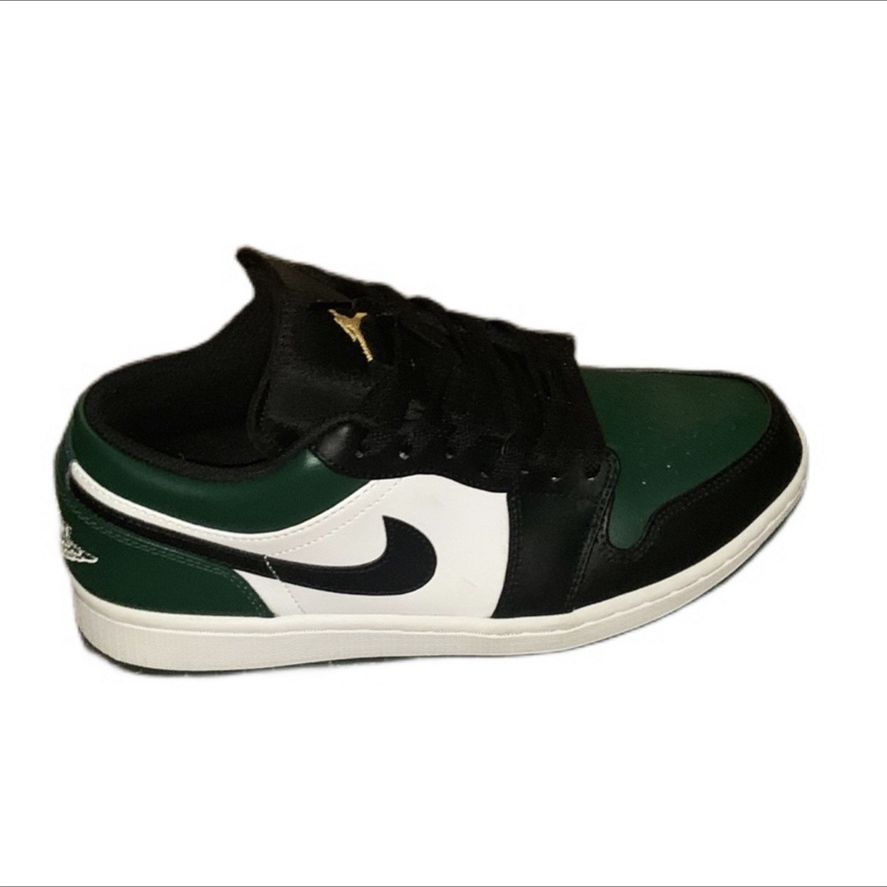 Air Jordan Low Green Toe 4Y for Sale in Portland, OR - OfferUp