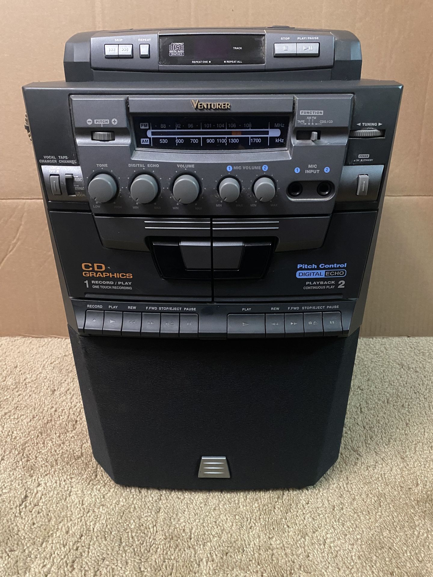 Venturer K2020 CDG/CD/Karaoke Sing A Song Machine