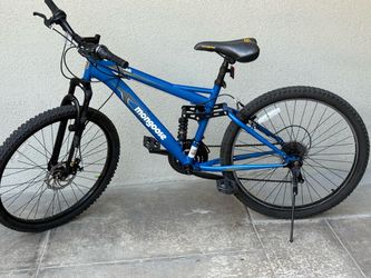 Mongoose Mountain Bike! 21 gears/ 26” tires! $120 OBO