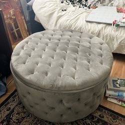 Circular Cushion Seat With Storage 