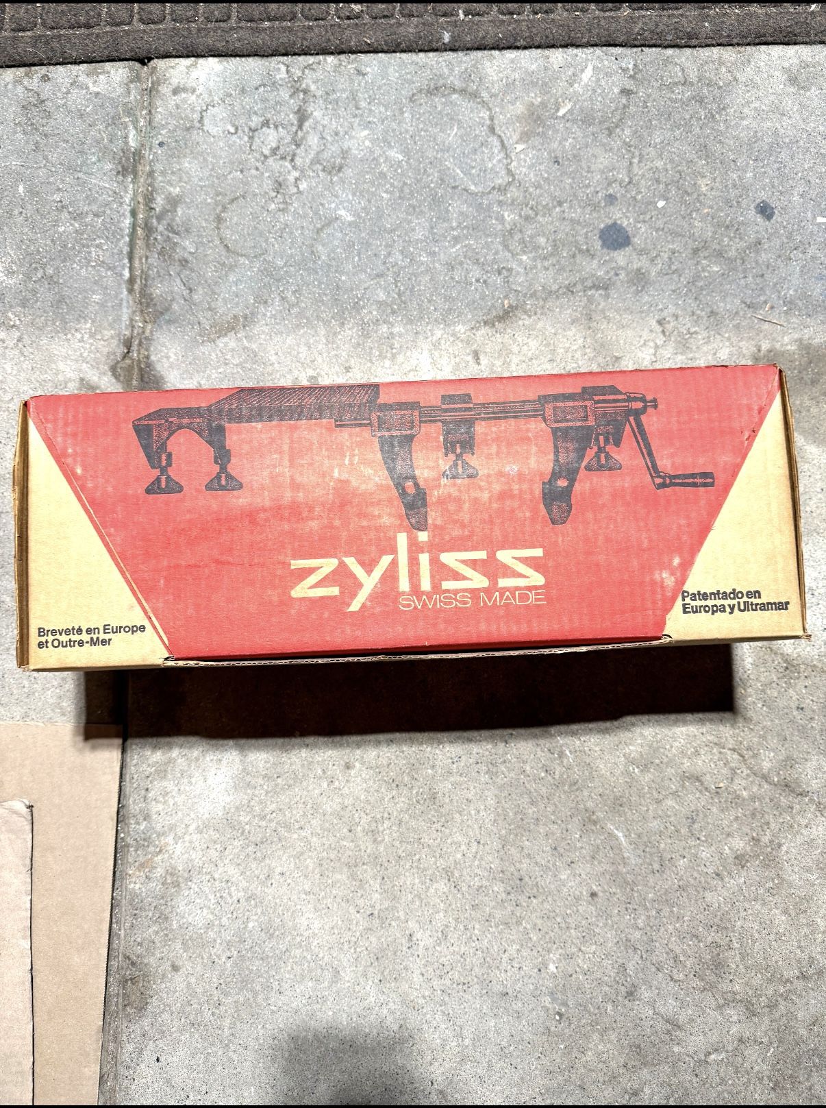 ORIGINAL ZYLISS SWISS MADE 4 IN 1 VISE CLAMP TOOL W BOX 