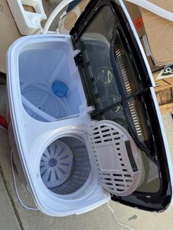 New- but side is dented- Portable Twin Tub Washing Machine