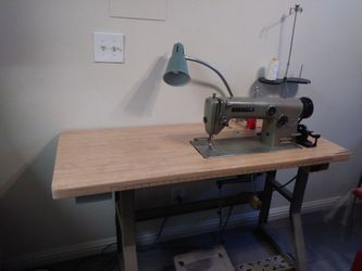 Industrial sewing machine