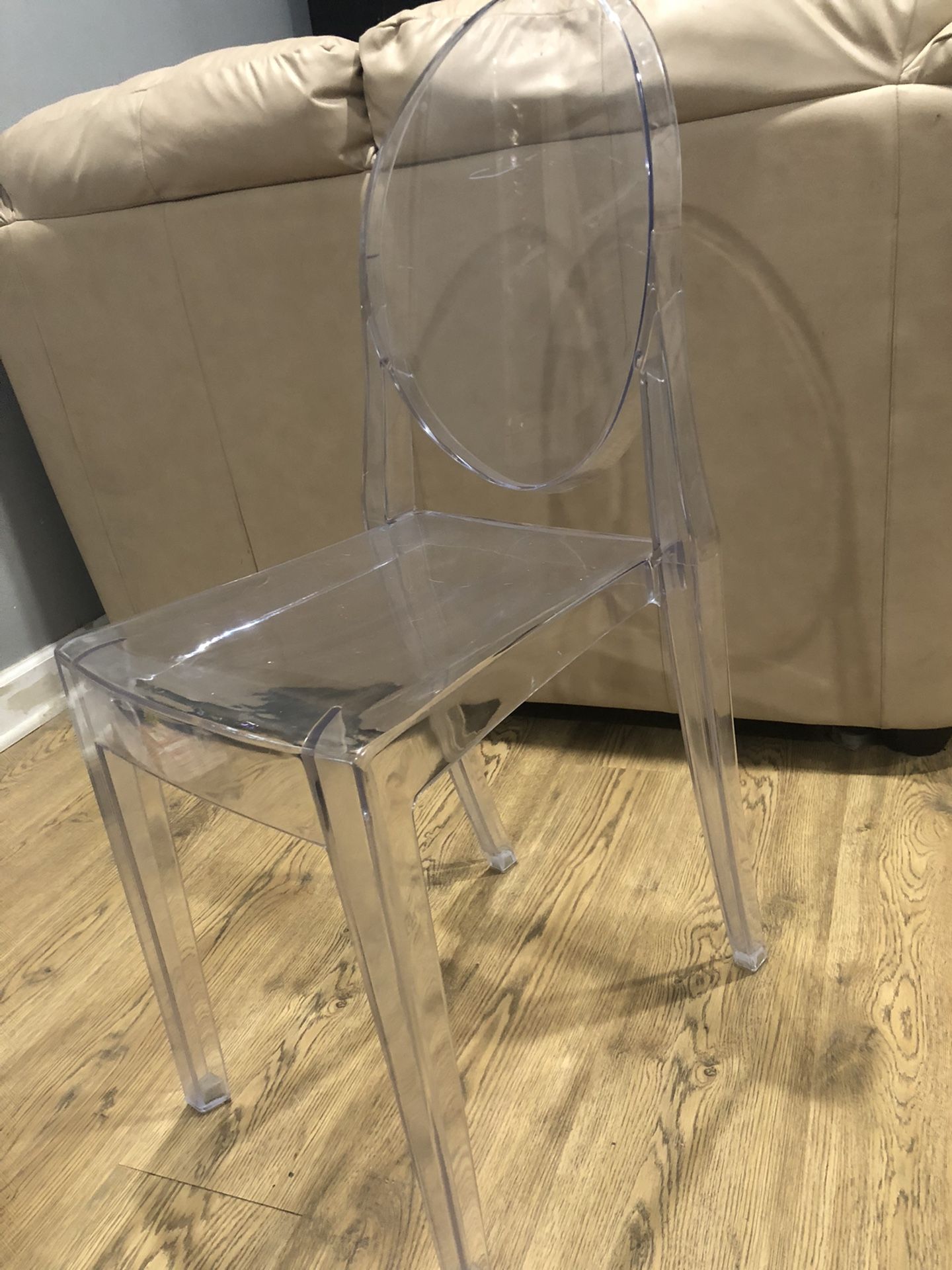 Clear Chair 🪑