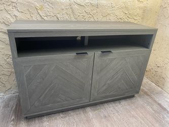 Whalen Furniture Gray TV Stand Media Console - Local Delivery Available for a Fee - See My Items😎