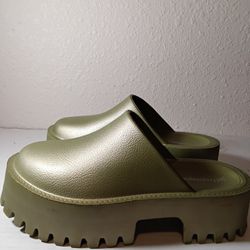 Jeffrey Campbell Clogee Platform Clogs Size 8