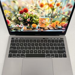 Apple 2018 MacBook Pro 13- Inch 2.7 GHz I7 16Gb/500 SSD Touchbar Laptop 