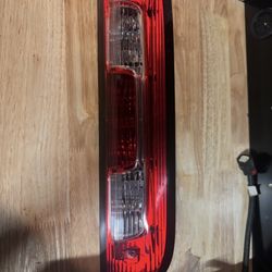 19-24 Silverado halogen third brake light