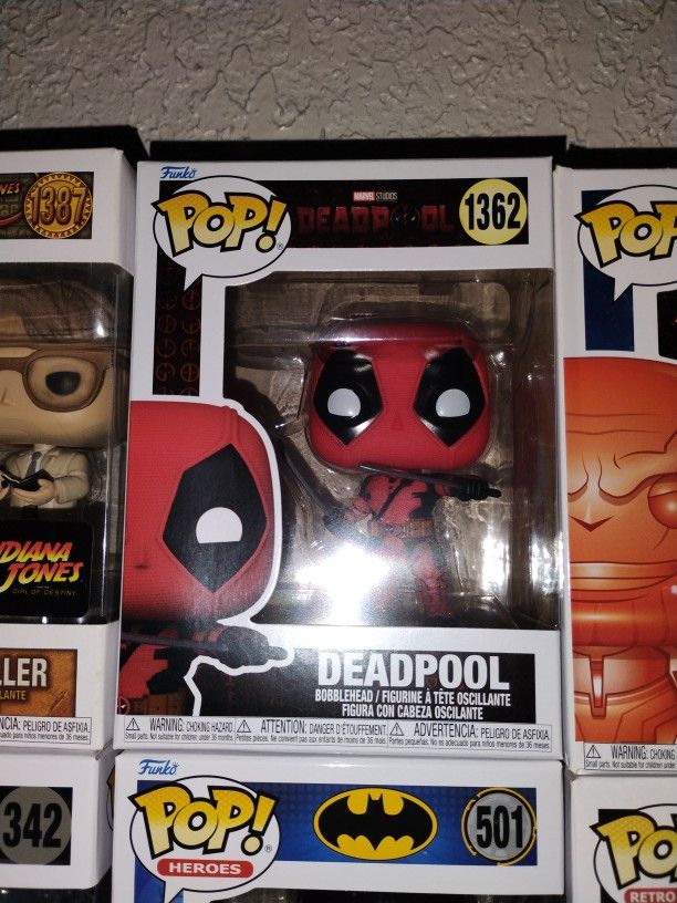 4 FUNKO POPS $20