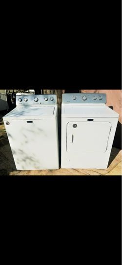 Maytag Washer and Dryer Set
