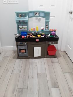Step 2 Play Kitchen For Toddlers