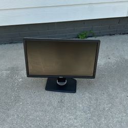 Dell LCD Monitor – For Parts or Rep