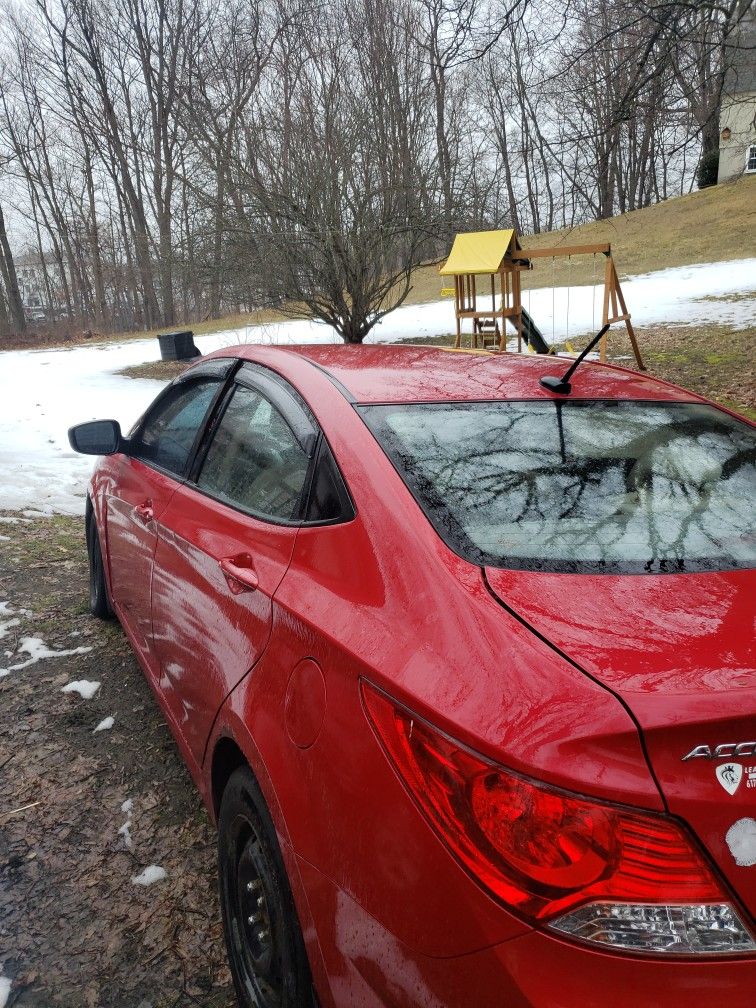 2012 Hyundai Accent