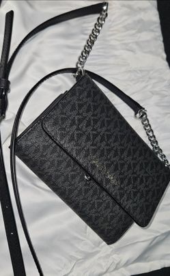 Michael Kors Signature Crossbody Bag