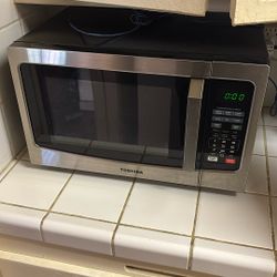 Toshiba microwave