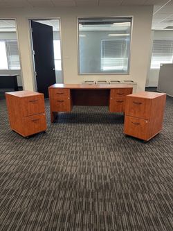 Cherry Wood Executive Office Desk with Drawers