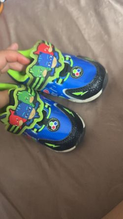 Boy Shoes Size 9