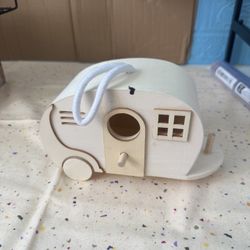 rv car birdhouse 