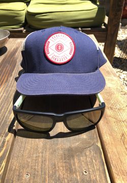 ELECTRIC KNOOXVILLE SUNGLASSES & TRUCKER HAT