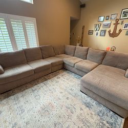 City furniture 5 piece sofa sectional TAUPE - reversible cushions