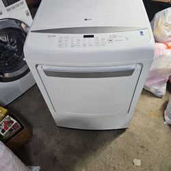 LG Washer And Dryer Set 