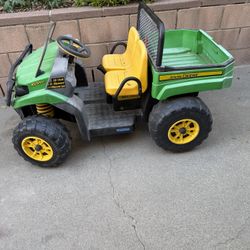 John Deere Gator Kids Ride-on 