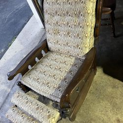 Wood Recliner With Removable Cushions 