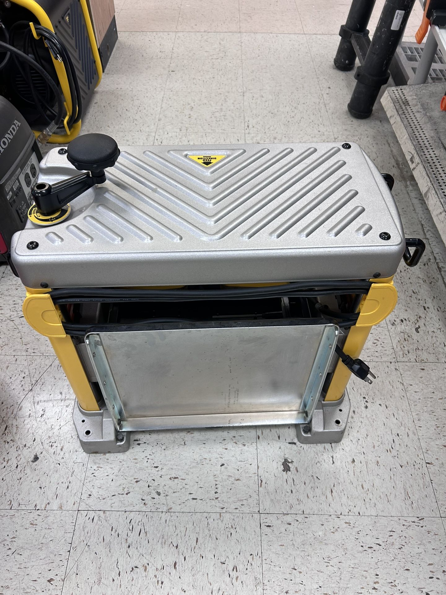 Dewalt 15amp 12.5” Bench Plainer