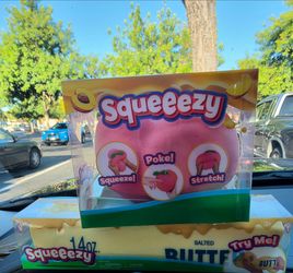 Squeeezy Peach Sensory Squeeze Toy