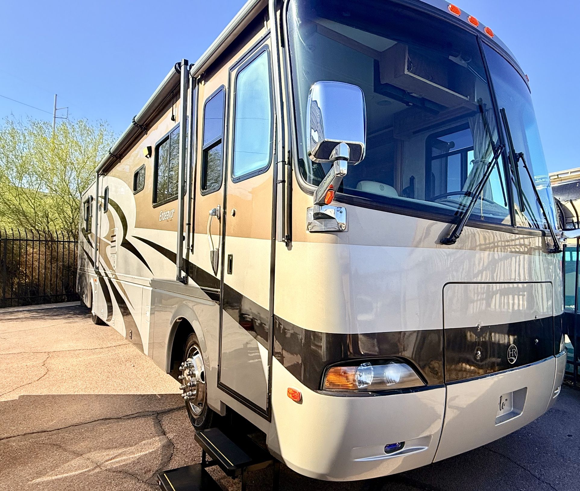 04 Holiday Rambler Endeavor 40Ft Diesel Pusher Double Slides Must See