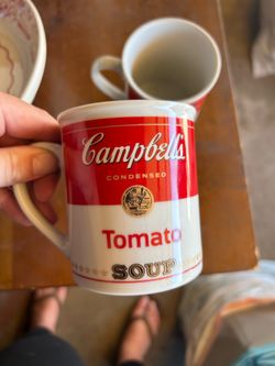 Camilla tomato soup mugs x2