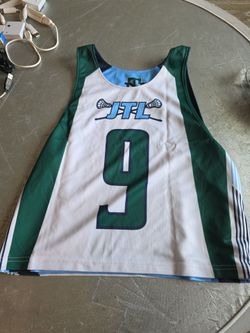 lacrosse jersey for Junior Trevianlax in North shore youth size large/ xl  reversible new