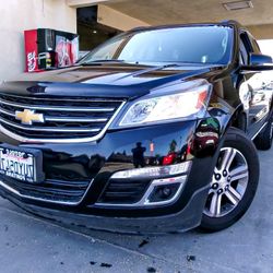 2017 Chevrolet Traverse 2LT FWD