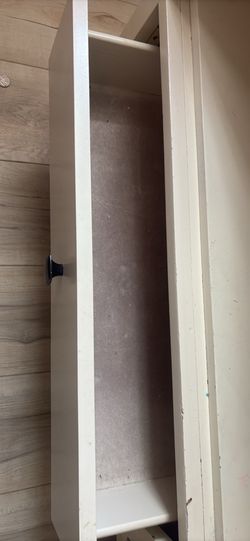 Free tv stand