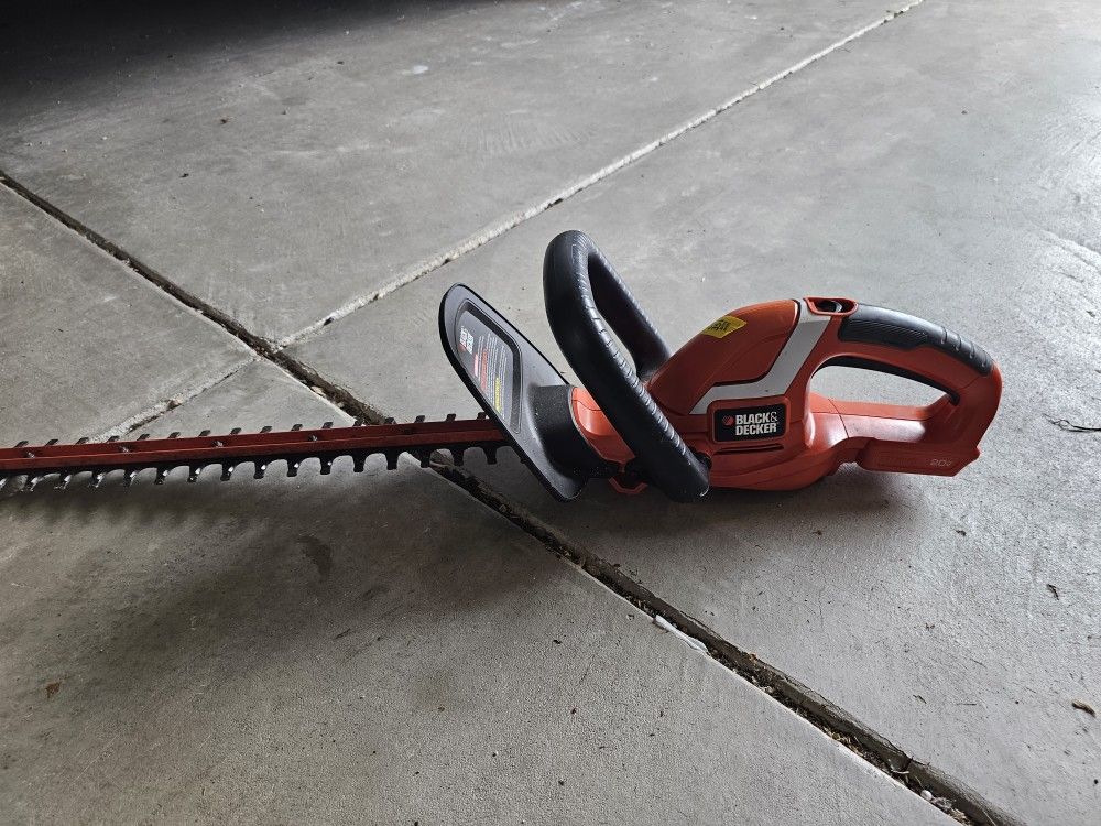 Cordless Shrub Trimmer