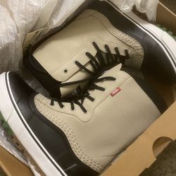 New! Vans Standard MTE Jake Kuzyk Snow Boots 